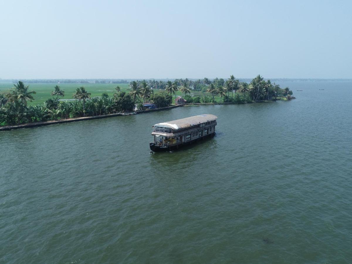 Friends Cruise, Nightstay Houseboat Alappuzha Экстерьер фото
