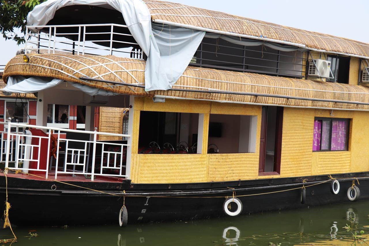 Friends Cruise, Nightstay Houseboat Alappuzha Экстерьер фото
