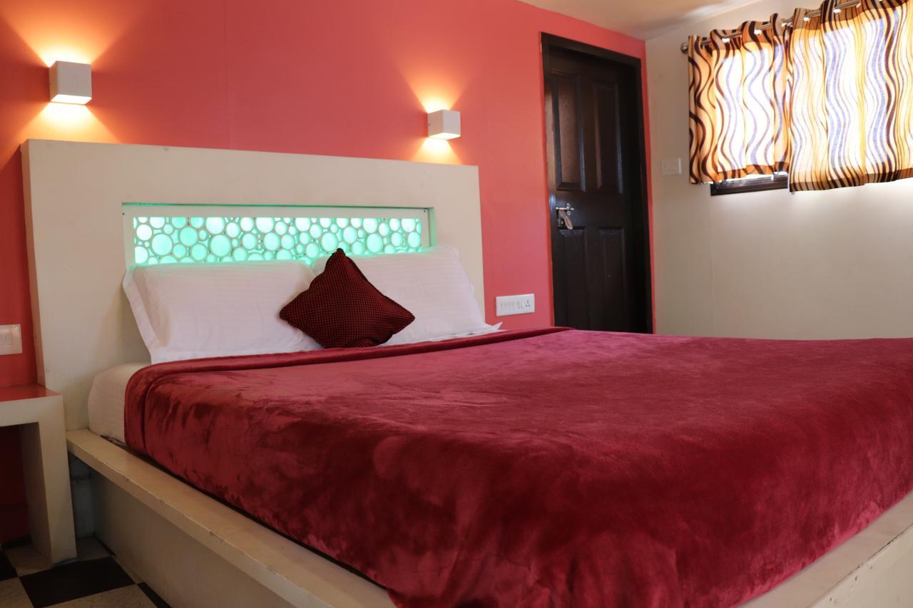 Friends Cruise, Nightstay Houseboat Alappuzha Экстерьер фото