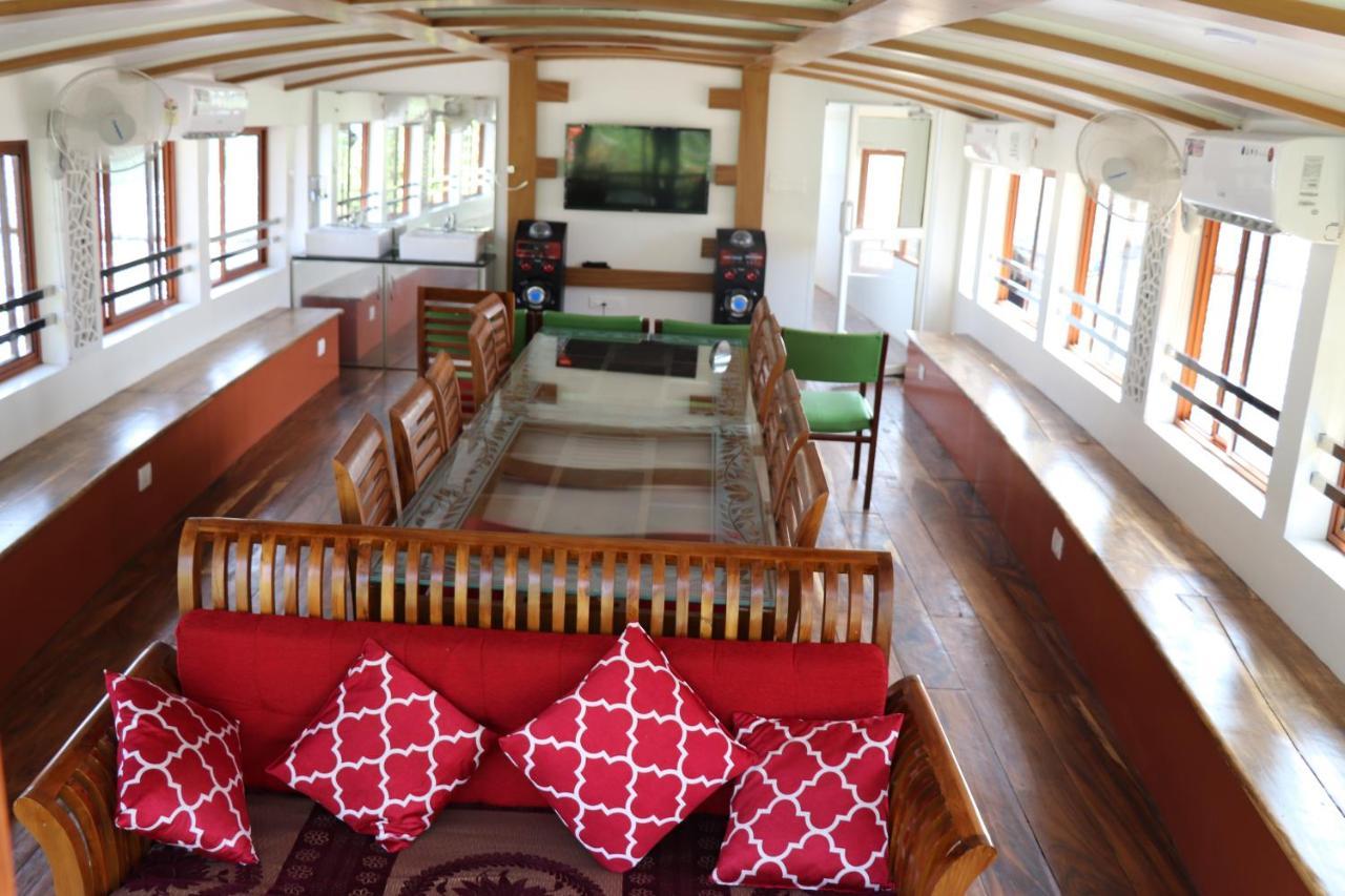 Friends Cruise, Nightstay Houseboat Alappuzha Экстерьер фото